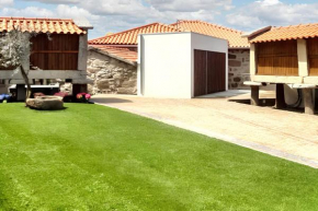 Charming house in Riba de Mouro with terrace and parking